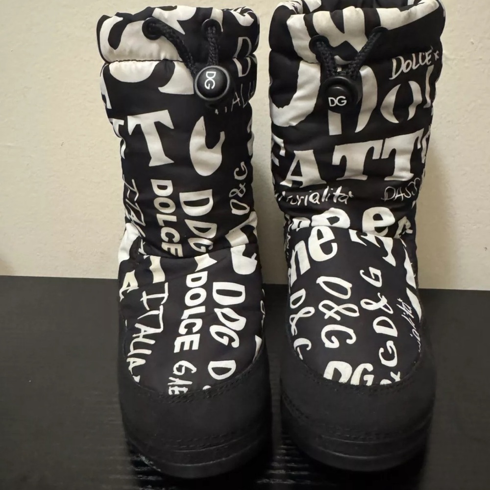 dolce gabbana snow boots kids size 13.5 us